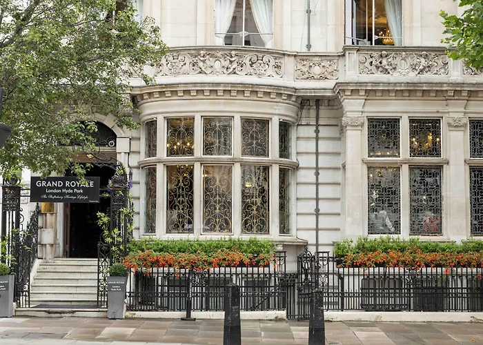 Hotel Grand Royale Hyde Park